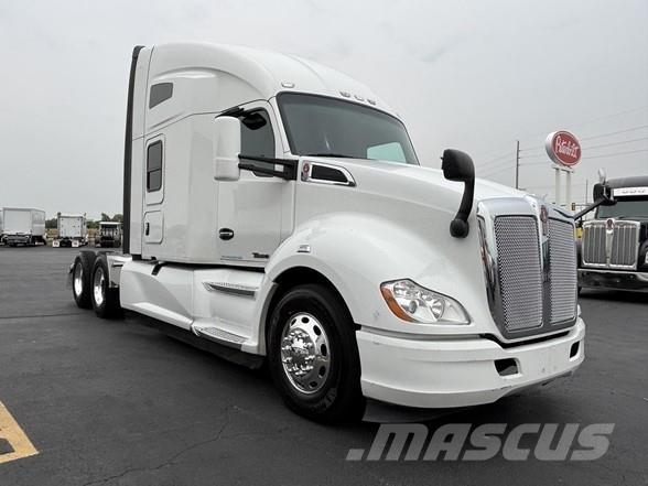 Kenworth T680 牵引车