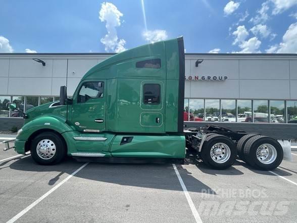 Kenworth T680 牵引车