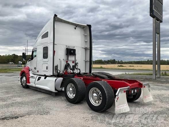 Kenworth T680 牵引车