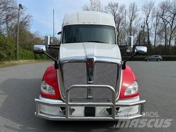 Kenworth T680 牵引车