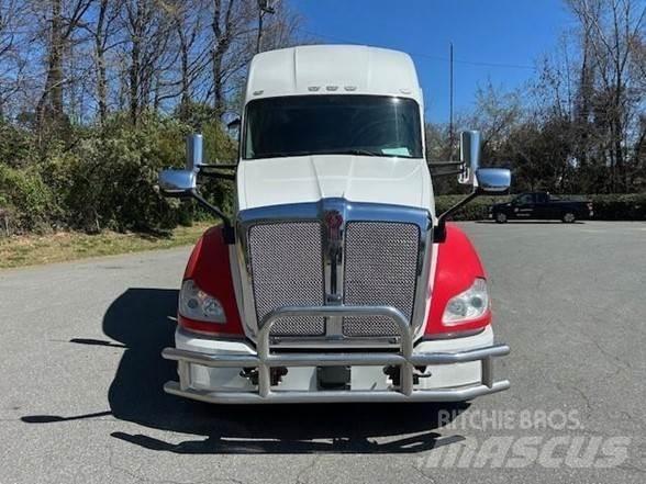 Kenworth T680 牵引车