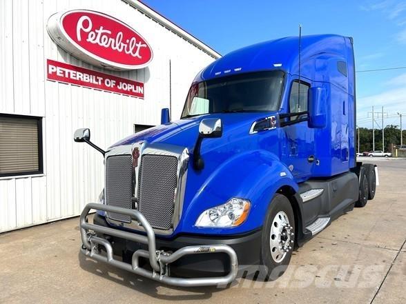 Kenworth T680 牵引车