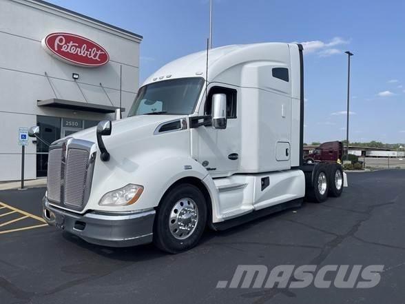 Kenworth T680 牵引车