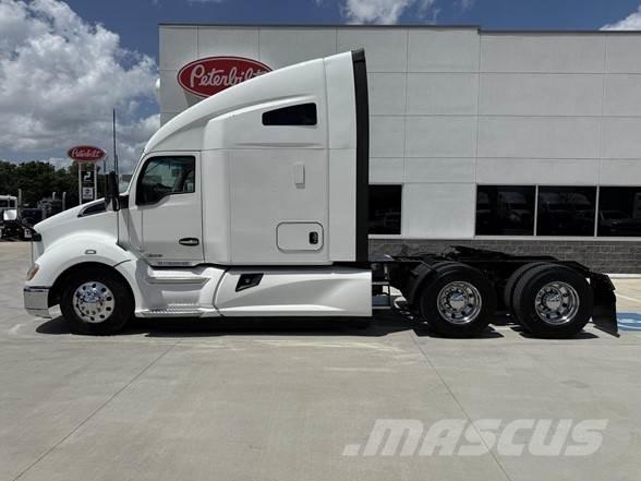 Kenworth T680 牵引车