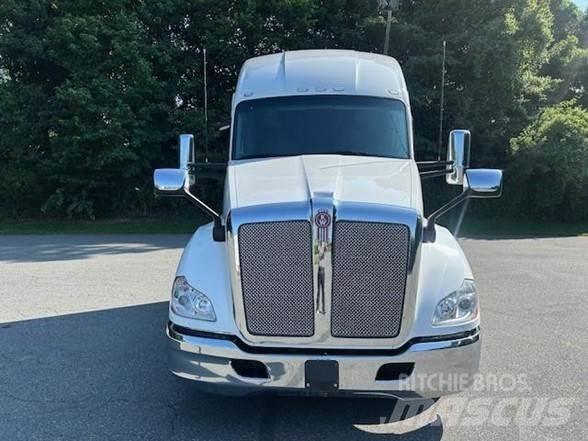 Kenworth T680 牵引车