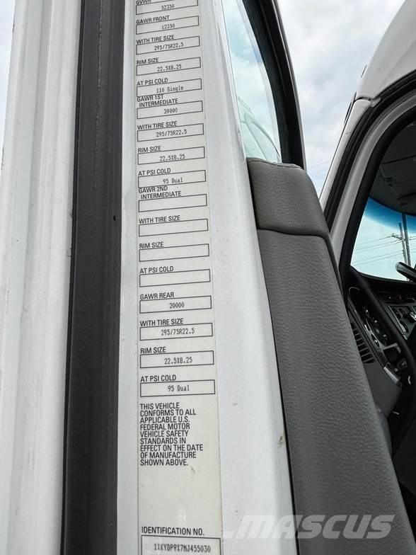Kenworth T680 牵引车