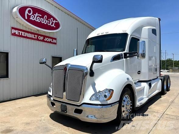 Kenworth T680 牵引车