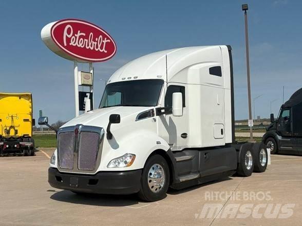 Kenworth T680 牵引车