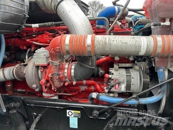 Kenworth T680 牵引车