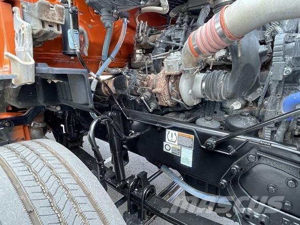 Kenworth T880 牵引车