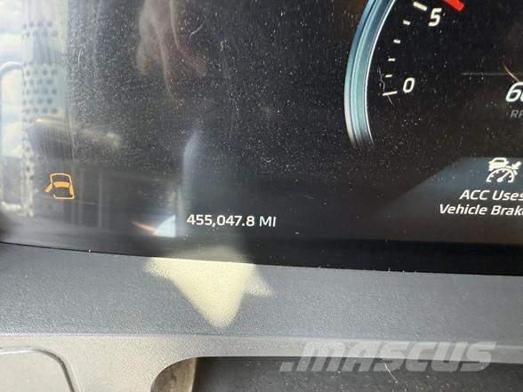 Kenworth T880 牵引车