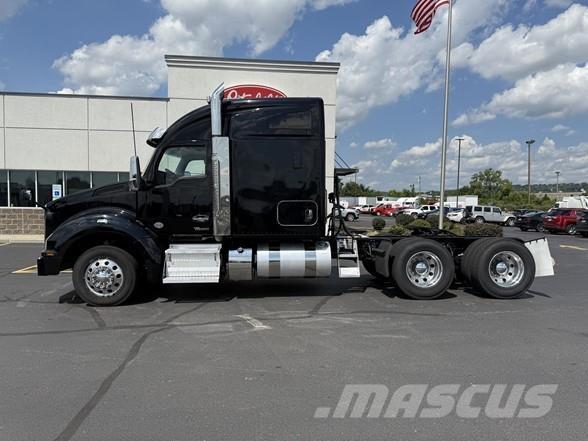 Kenworth T880 牵引车