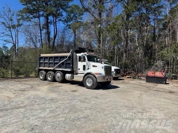 Peterbilt 348 自卸式货车
