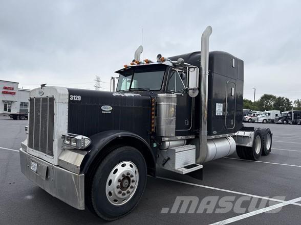 Peterbilt 379 牵引车