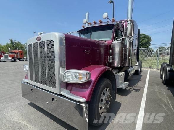 Peterbilt 389 牵引车