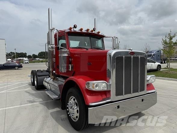 Peterbilt 389 牵引车