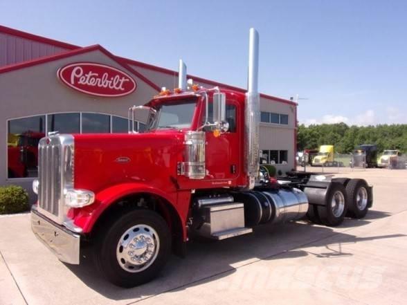 Peterbilt 389 牵引车