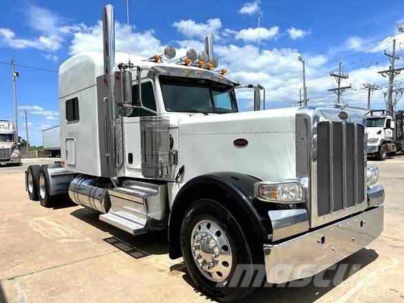 Peterbilt 389 牵引车