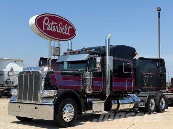 Peterbilt 389 牵引车