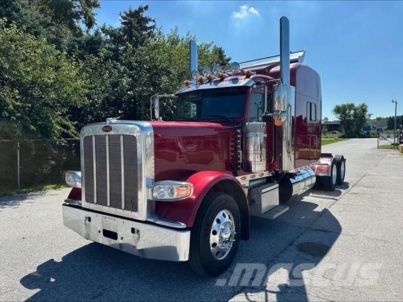 Peterbilt 389 牵引车