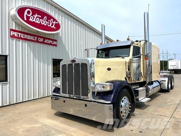 Peterbilt 389 牵引车