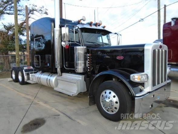 Peterbilt 389 牵引车