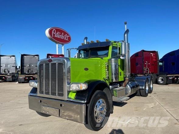 Peterbilt 389 牵引车