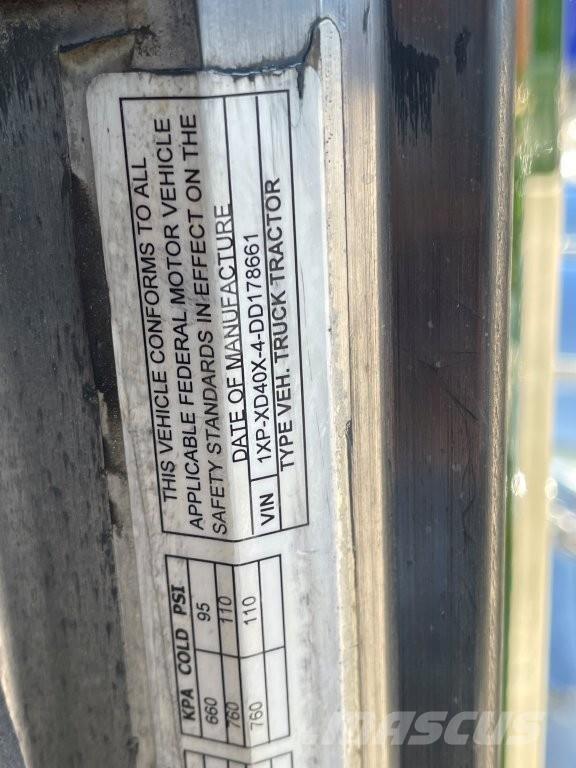 Peterbilt 389 牵引车