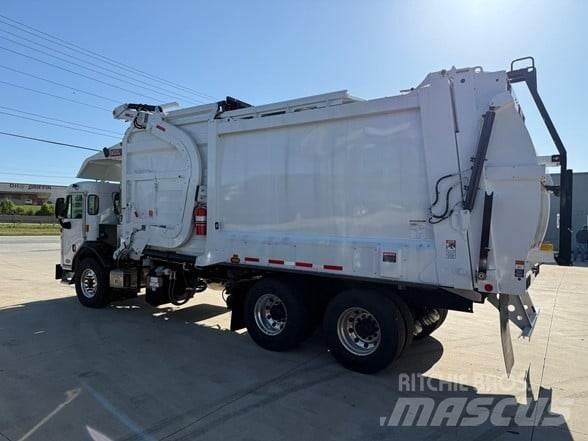 Peterbilt 520 垃圾车