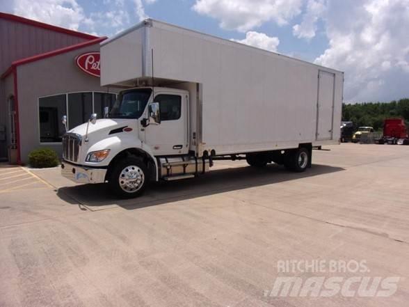 Peterbilt 536 厢式货车