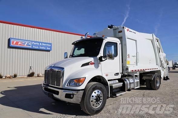 Peterbilt 537 垃圾车