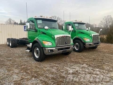 Peterbilt 548 平板车