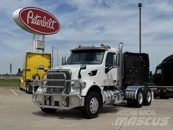 Peterbilt 567 牵引车