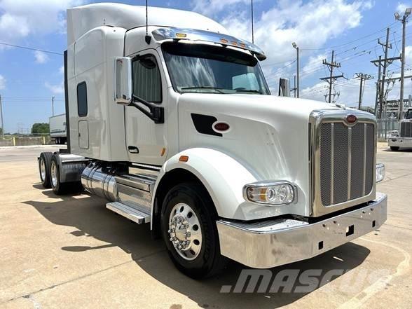 Peterbilt 567 牵引车