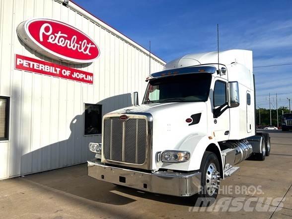 Peterbilt 567 牵引车