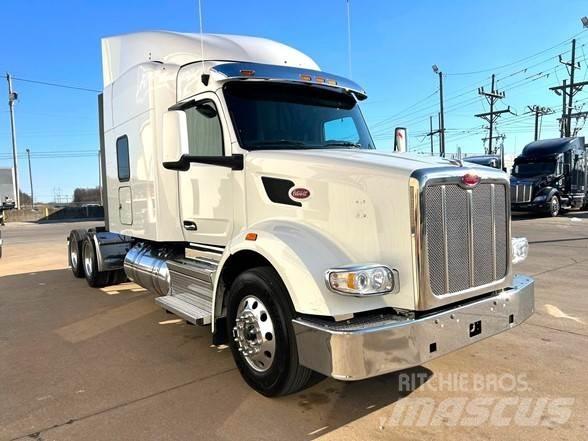 Peterbilt 567 牵引车