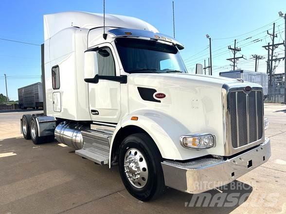 Peterbilt 567 牵引车