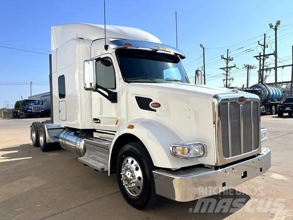 Peterbilt 567 牵引车