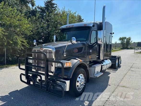 Peterbilt 567 牵引车