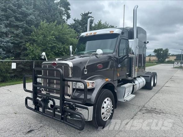 Peterbilt 567 牵引车