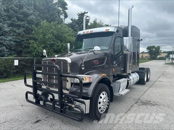 Peterbilt 567 牵引车