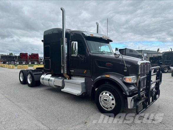 Peterbilt 567 牵引车