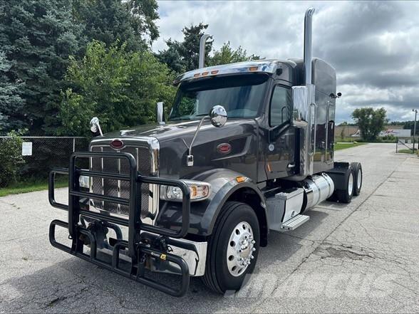 Peterbilt 567 牵引车