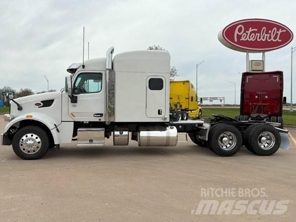 Peterbilt 567 牵引车