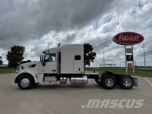 Peterbilt 567 牵引车