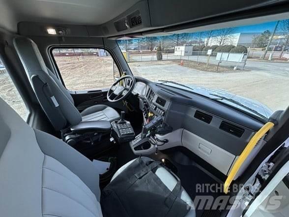 Peterbilt 567 建筑机械-其他