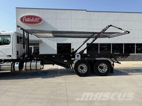 Peterbilt 567 平板车
