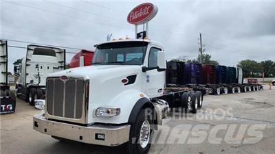 Peterbilt 567 平板车