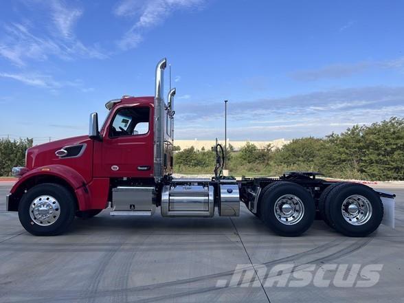 Peterbilt 567 牵引车