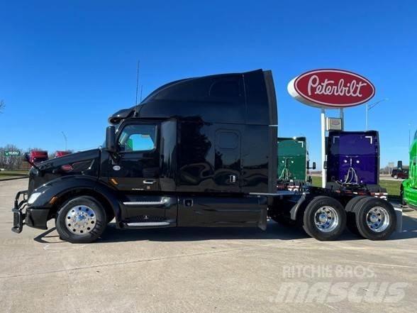 Peterbilt 579 牵引车